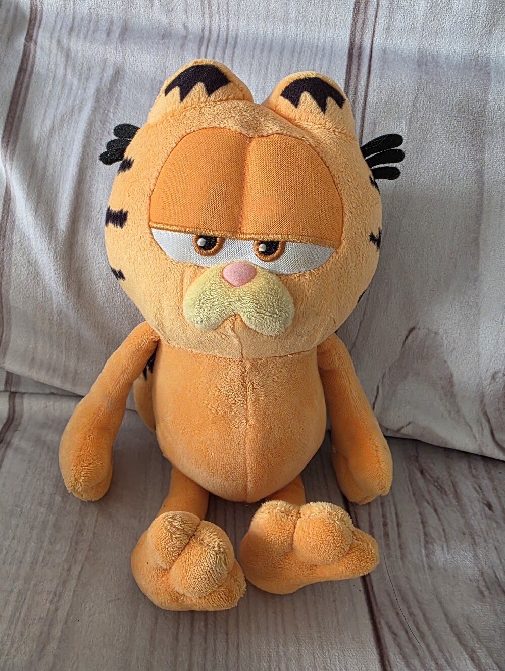 The Garfield Movie Orange Tabby Cat Plush Toy Serious Snapco 10 Inch 2024